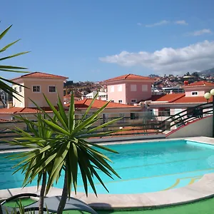 https://windsor.madeira-islandshotels.com